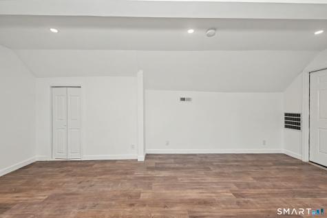30 Dora Street Stamford CT 06902