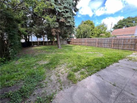 53 Pixlee Place Bridgeport CT 06610