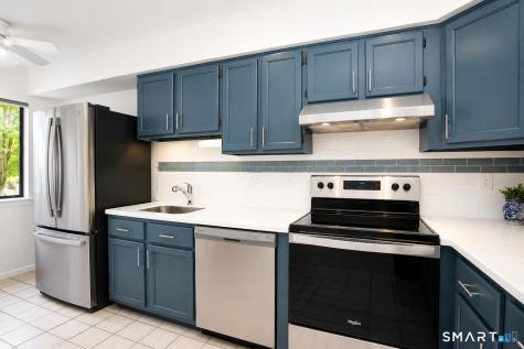 40 Huntington Court Bethel CT 06801