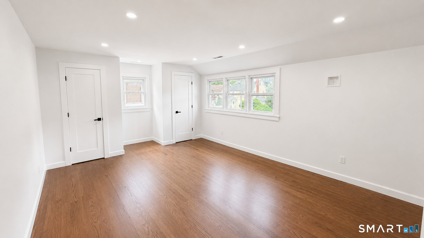 16 Carolina Road Stamford CT 06902
