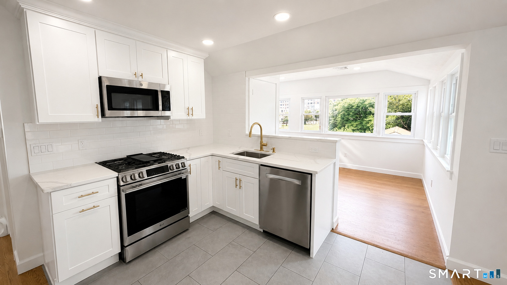 16 Carolina Road Stamford CT 06902