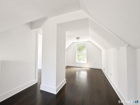 451 Hollister Avenue Bridgeport CT 06607