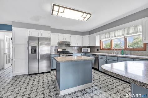 72 Bennett Avenue Waterbury CT 06708