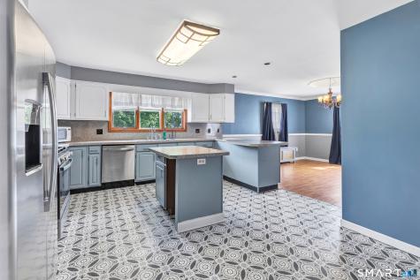 72 Bennett Avenue Waterbury CT 06708