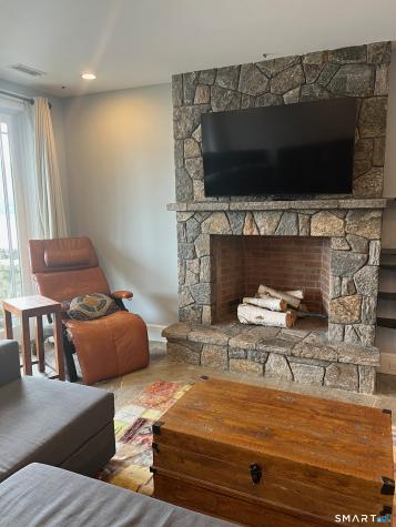 29 Bankside Trail Newtown CT 06482
