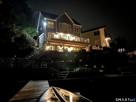 29 Bankside Trail Newtown CT 06482