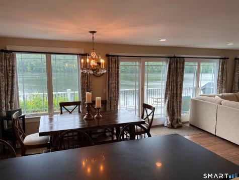 29 Bankside Trail Newtown CT 06482
