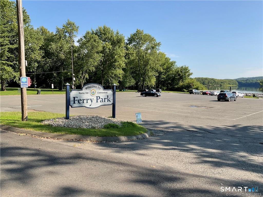 38 Glastonbury Avenue Rocky Hill CT 06067