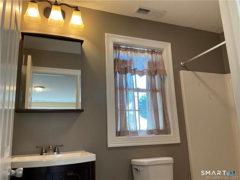 38 Glastonbury Avenue Rocky Hill CT 06067