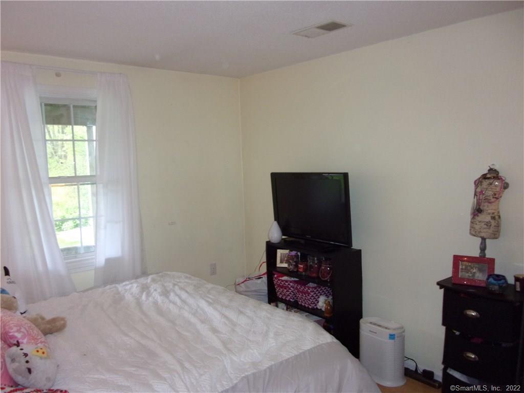 6 Liberty Drive Mansfield CT 06250