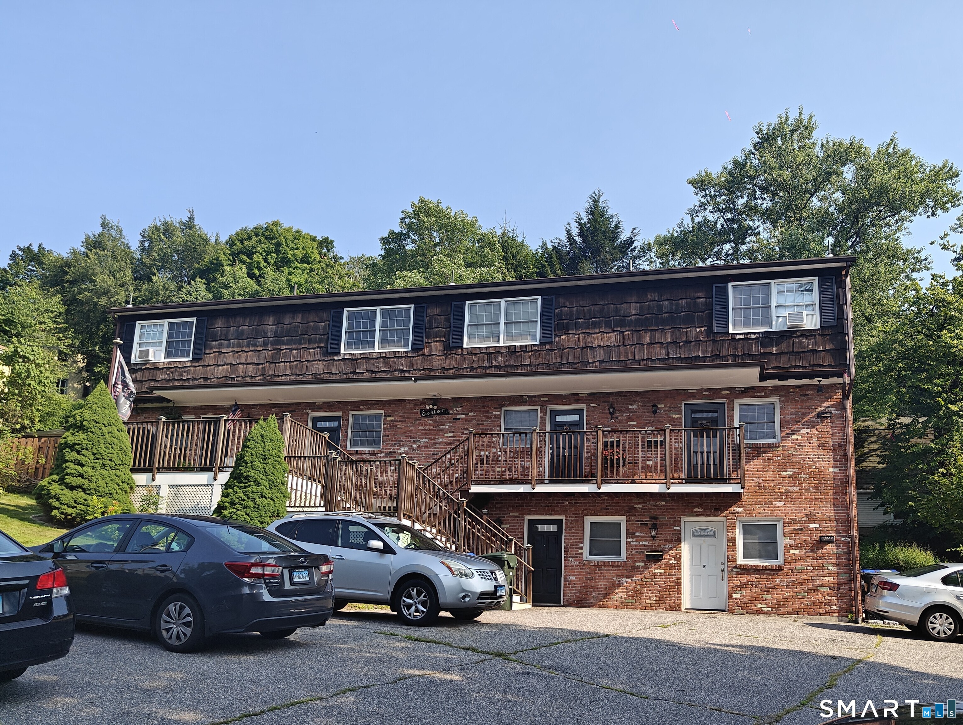 18 Broadview Heights Thomaston CT 06787