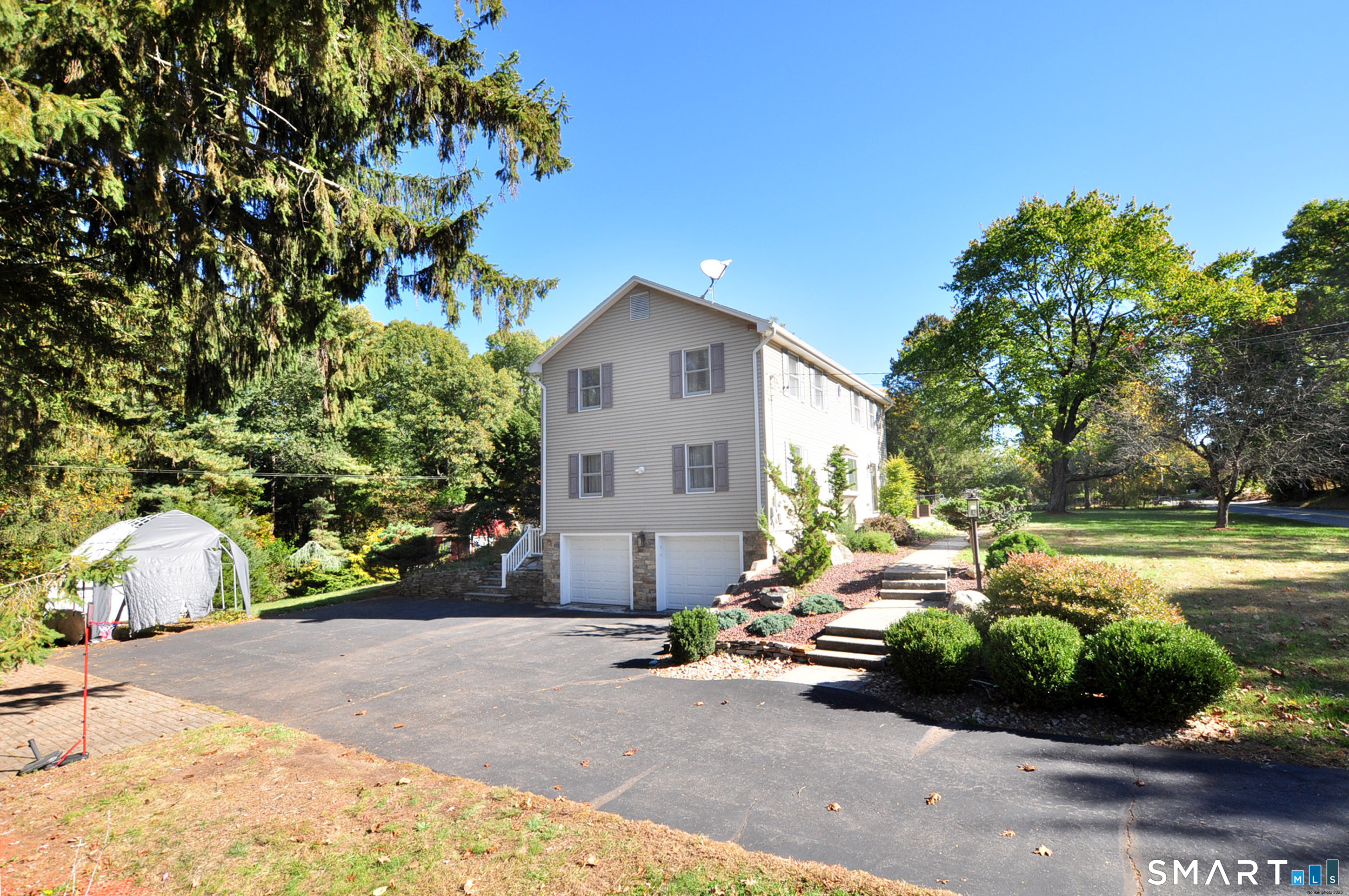 274 Smith Street South Windsor CT 06074