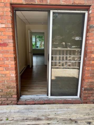 153 Main Street East Hampton CT 06424