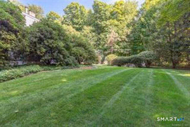 29 Pease Road Woodbridge CT 06525