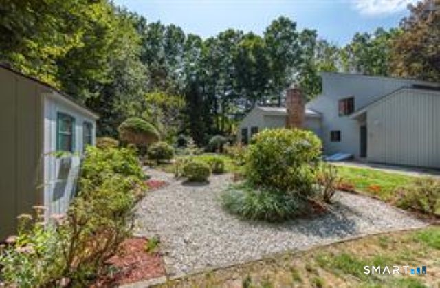 29 Pease Road Woodbridge CT 06525