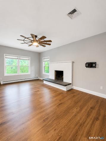 26 Firetown Road Simsbury CT 06070