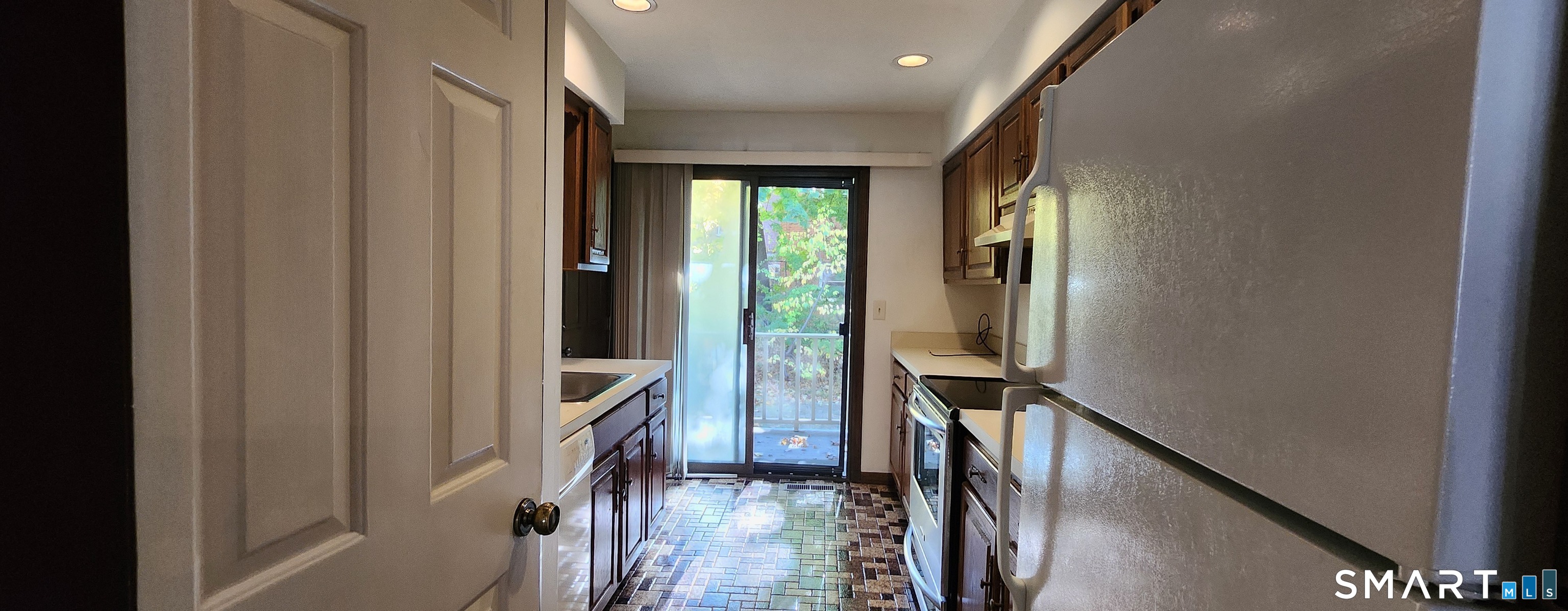 375 Glendale Avenue Bridgeport CT 06606