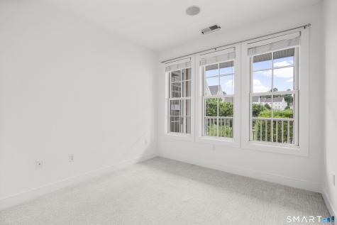 77 Havemeyer Lane Stamford CT 06902