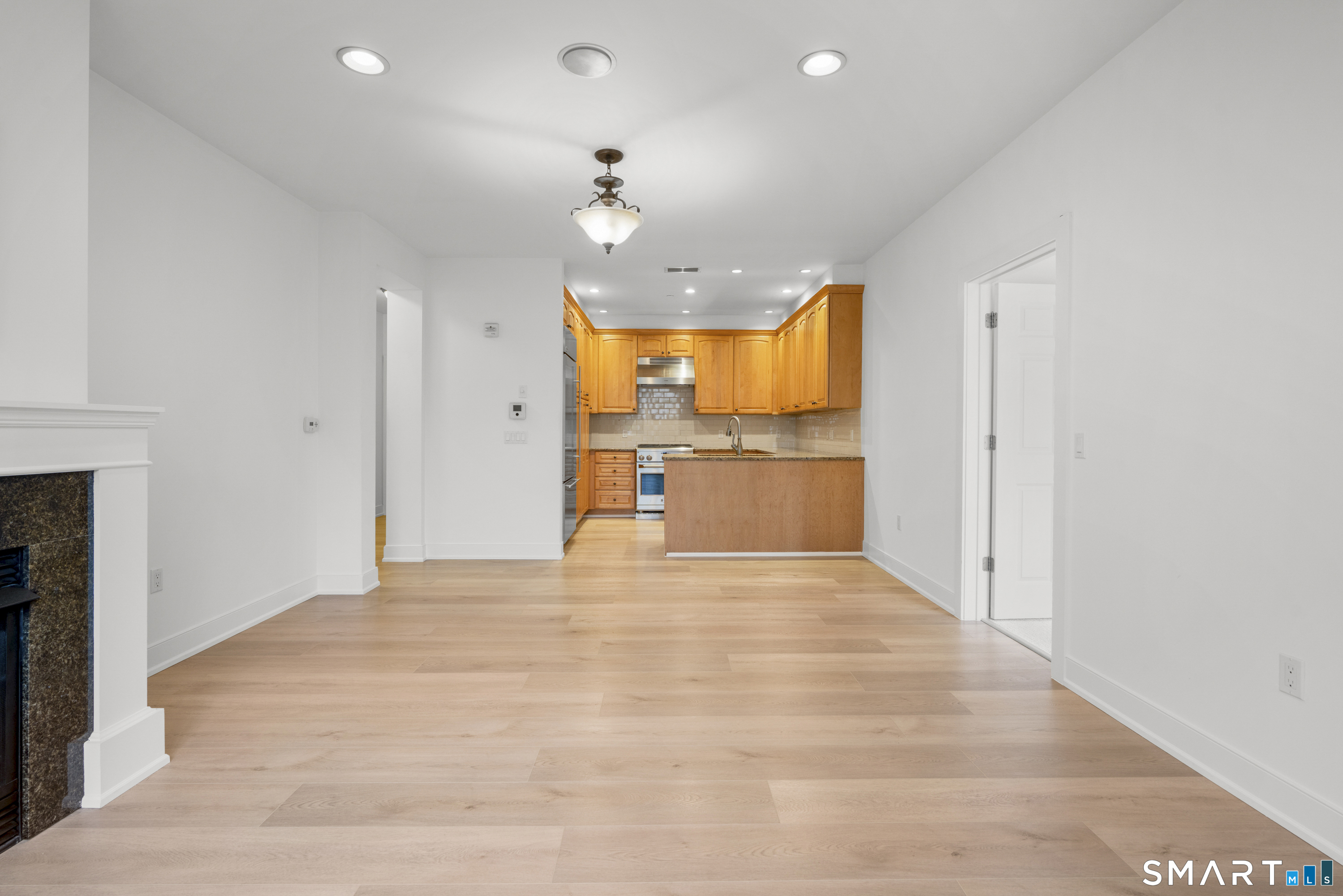 77 Havemeyer Lane Stamford CT 06902