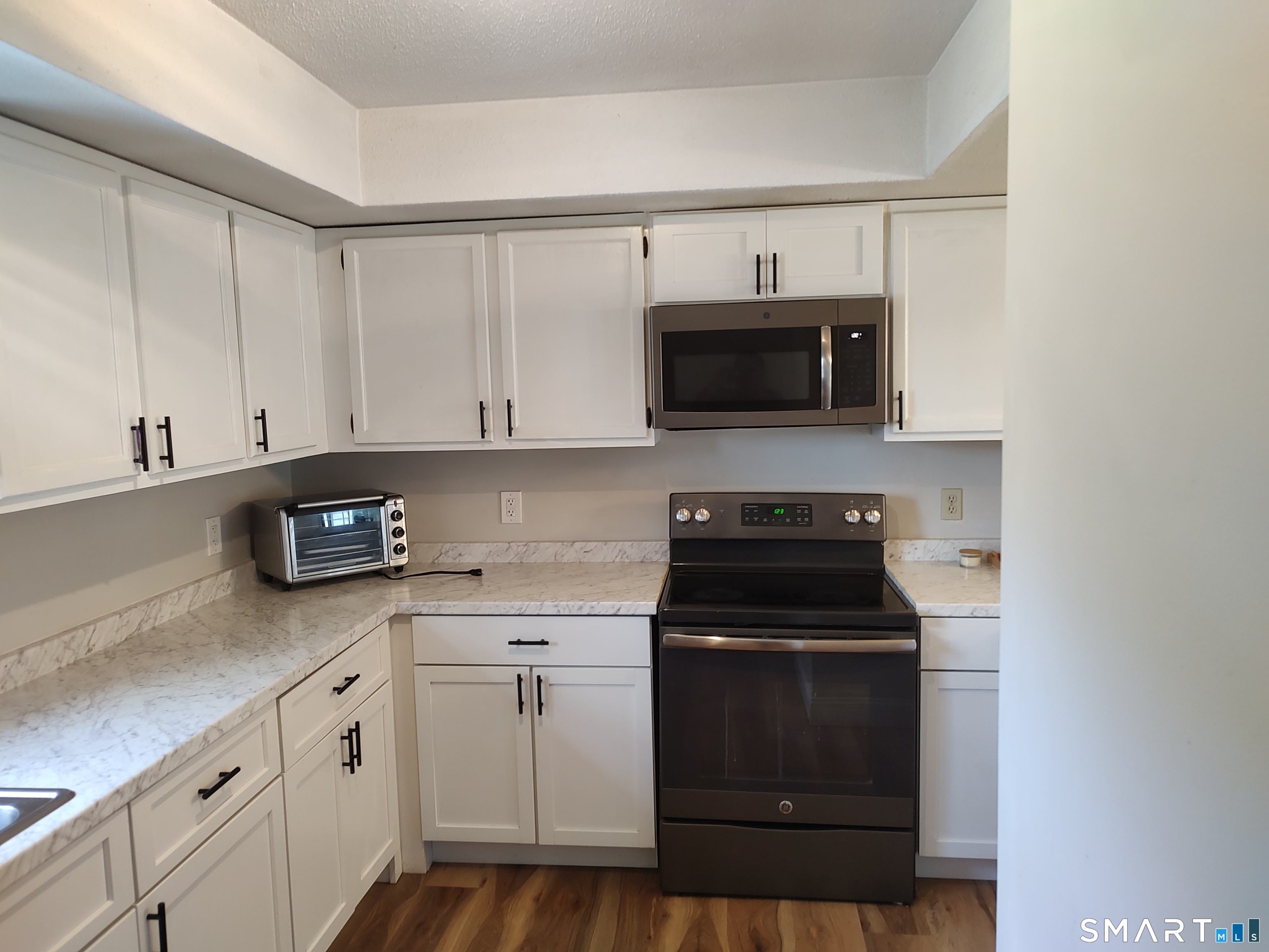 607 Spring Meadow Road South Windsor CT 06074