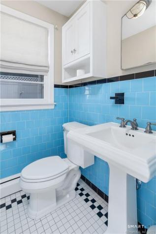 38 Tuxis Road Madison CT 06443