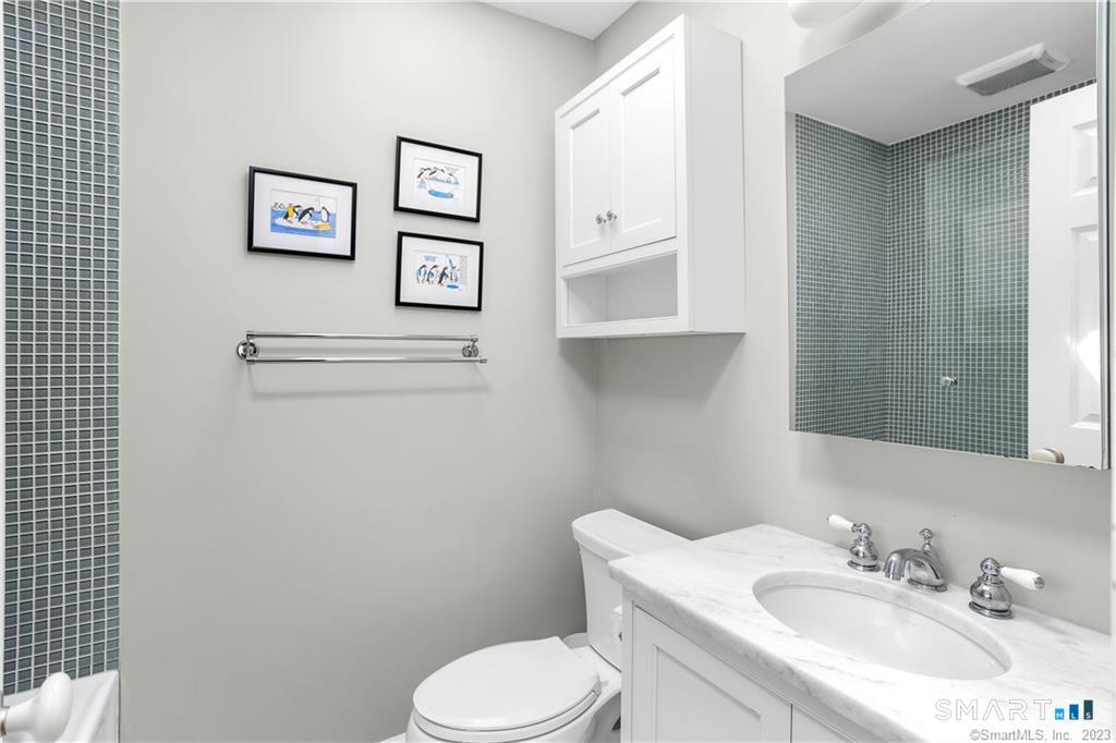38 Tuxis Road Madison CT 06443