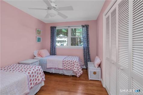 38 Tuxis Road Madison CT 06443