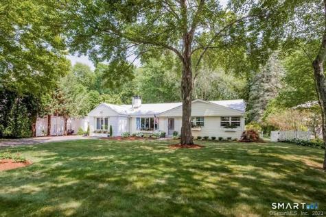 38 Tuxis Road Madison CT 06443