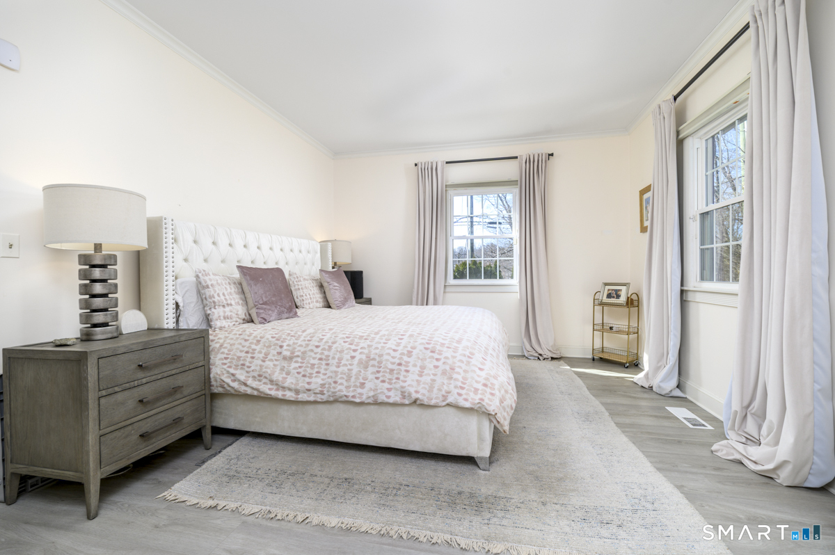 244 Park Street New Canaan CT 06840