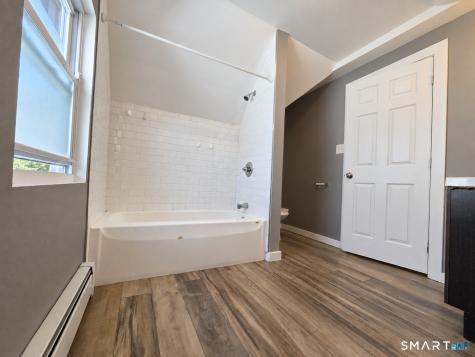 366 Sigourney Street Hartford CT 06112