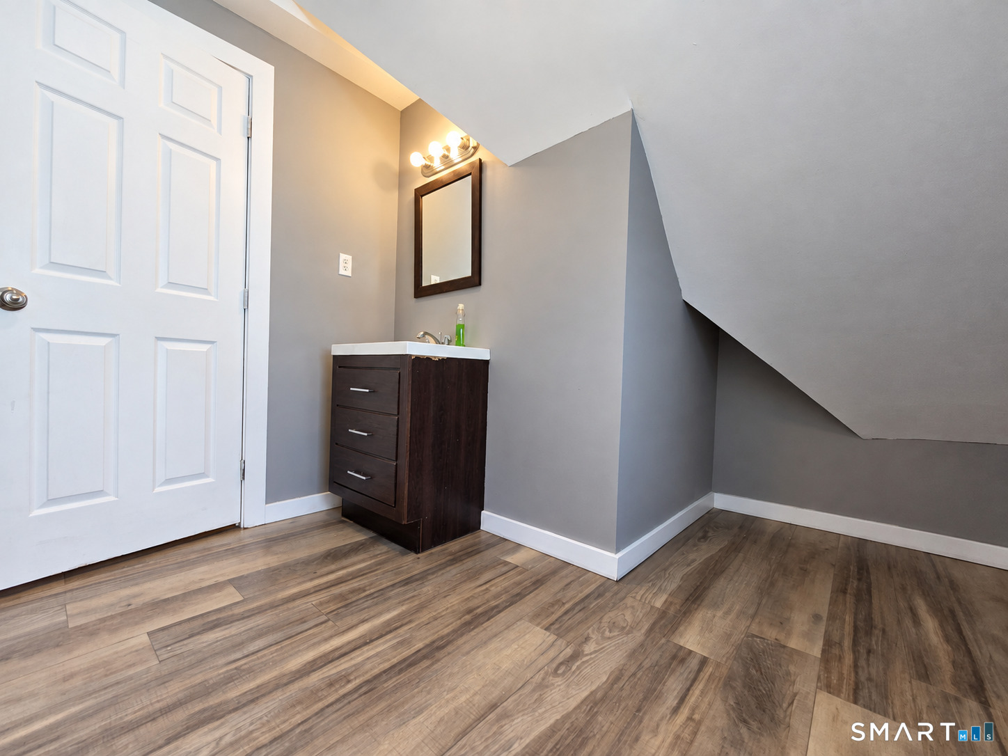 366 Sigourney Street Hartford CT 06112