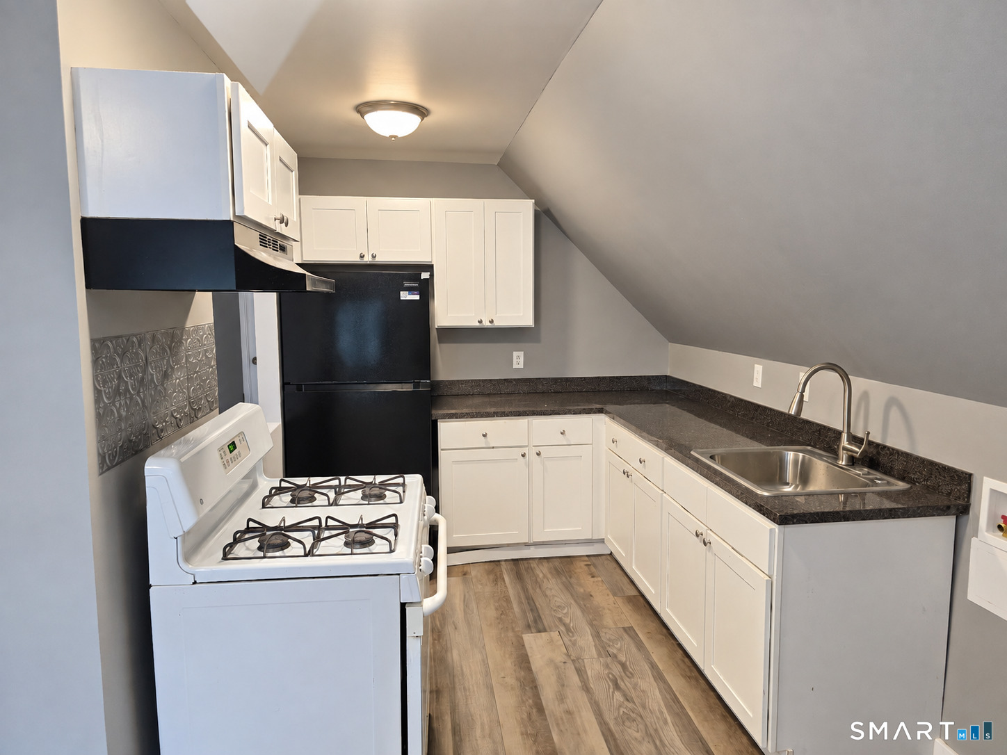 366 Sigourney Street Hartford CT 06112