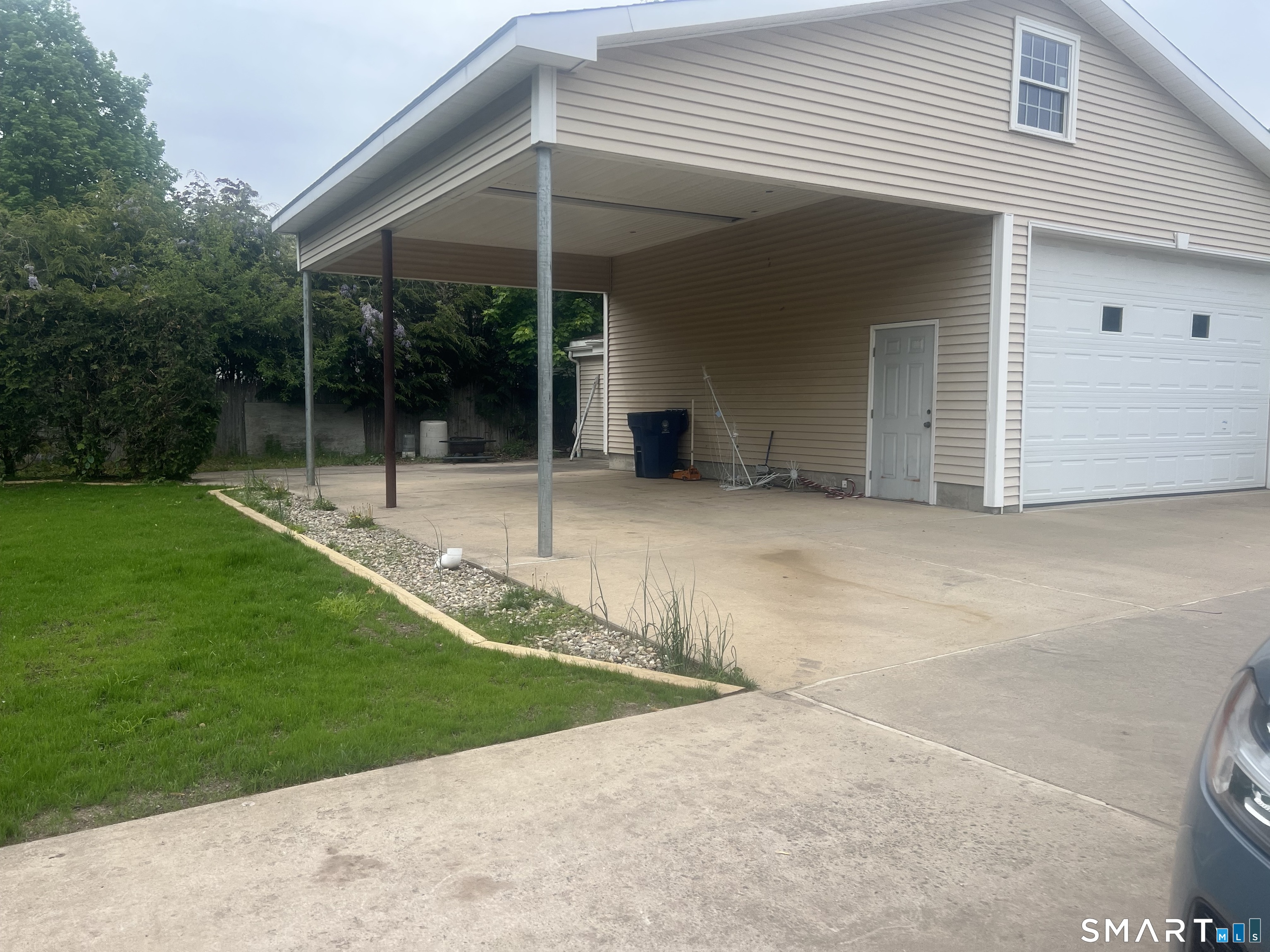 79 Farmington Avenue Plainville CT 06062