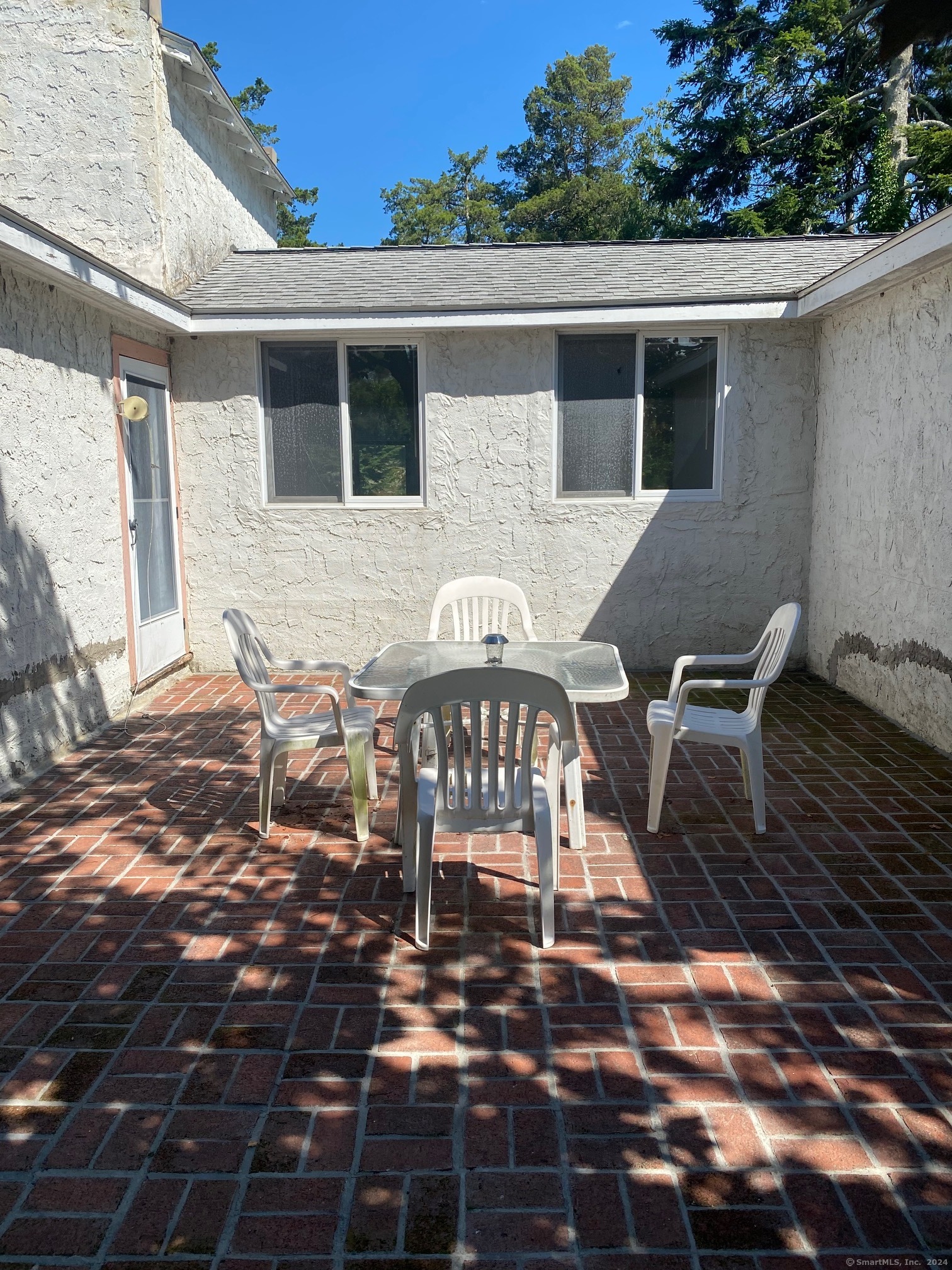15 West Point Road Branford CT 06405