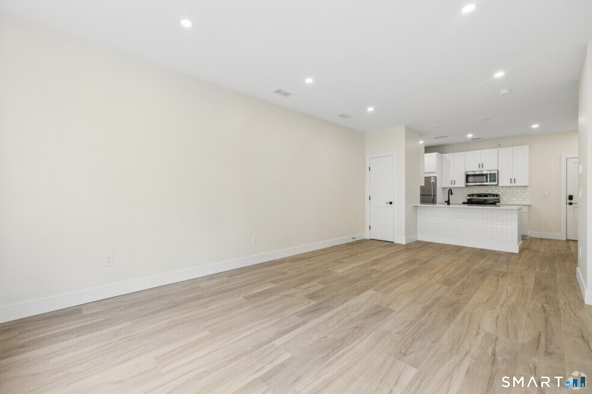 220 East Road Meriden CT 06450