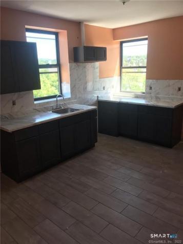 712 East Main Street Waterbury CT 06702