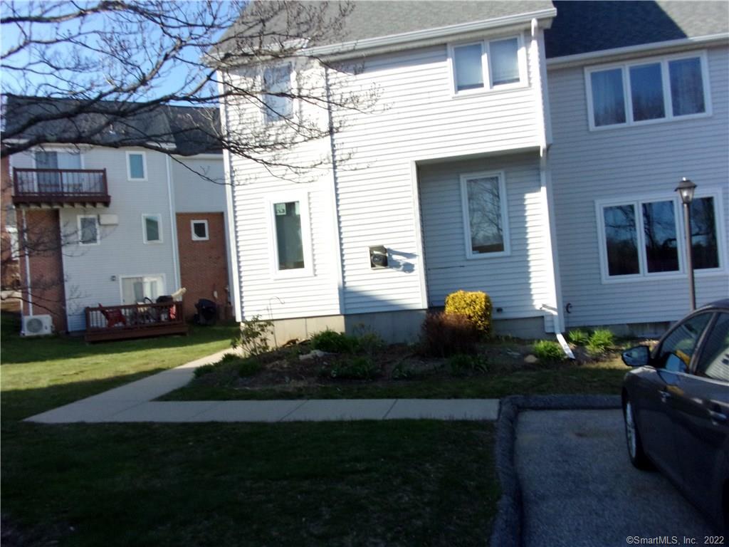 75 Eastbrook Heights Mansfield CT 06250