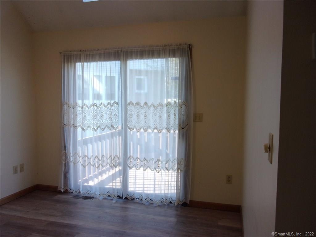 75 Eastbrook Heights Mansfield CT 06250