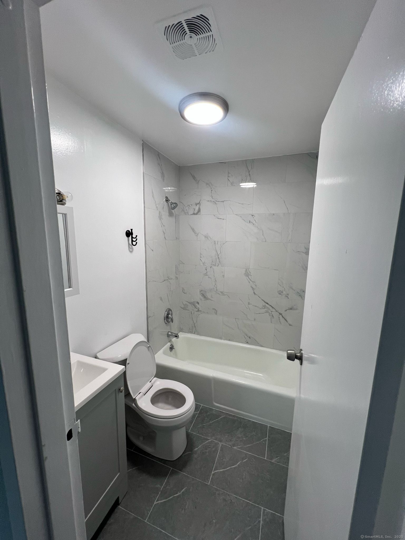25 Saint Stephen Street Bridgeport CT 06610
