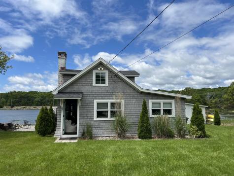 61 Old Black Point Road East Lyme CT 06357