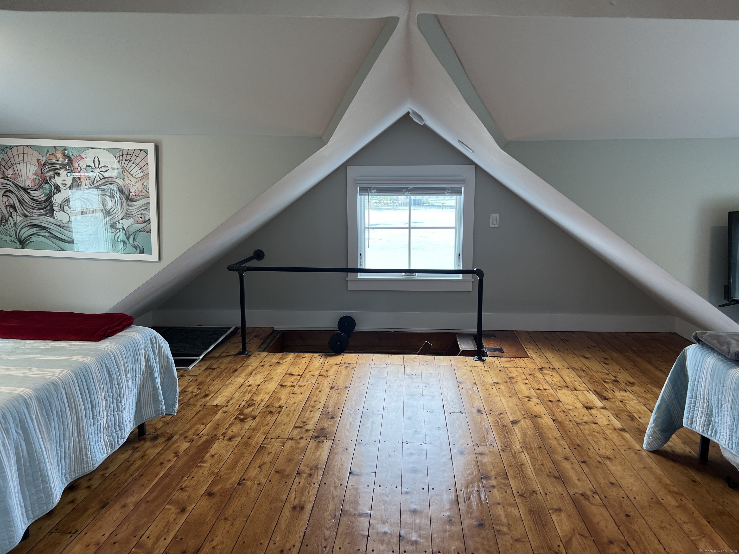 61 Old Black Point Road East Lyme CT 06357