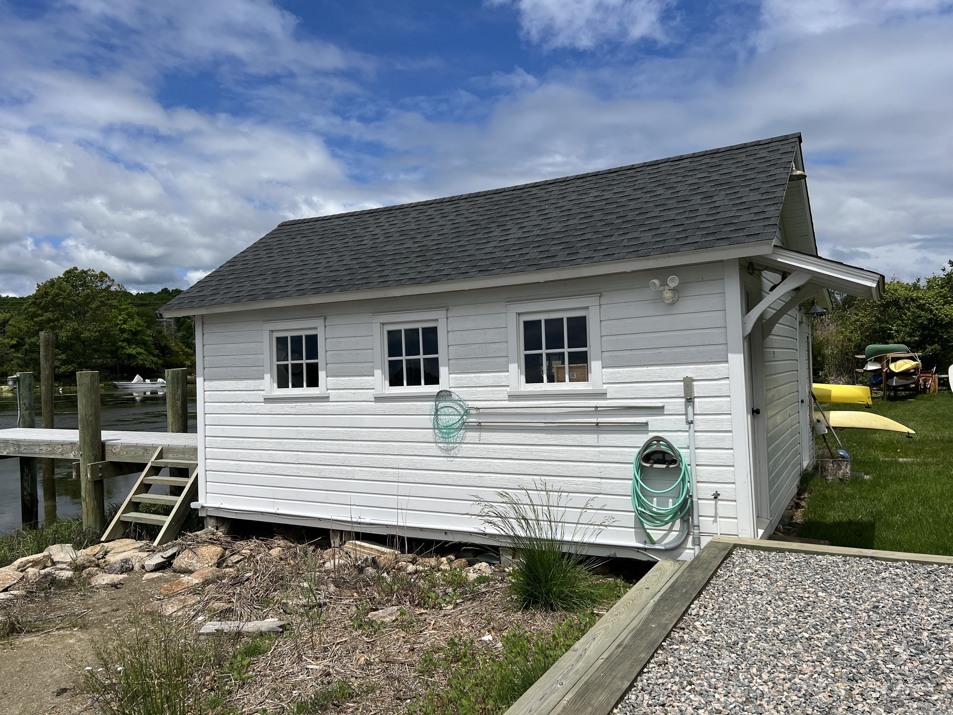 61 Old Black Point Road East Lyme CT 06357