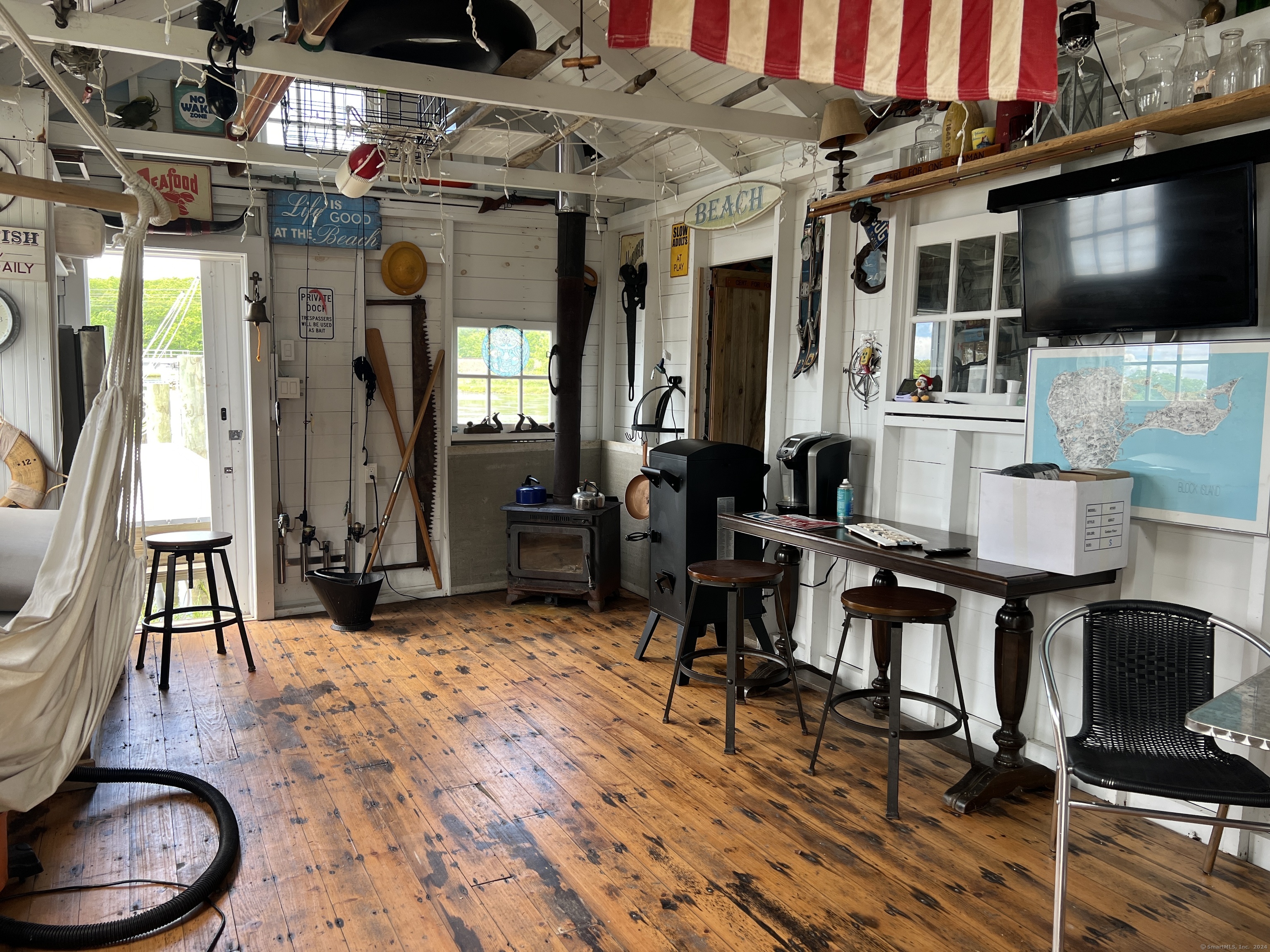 61 Old Black Point Road East Lyme CT 06357