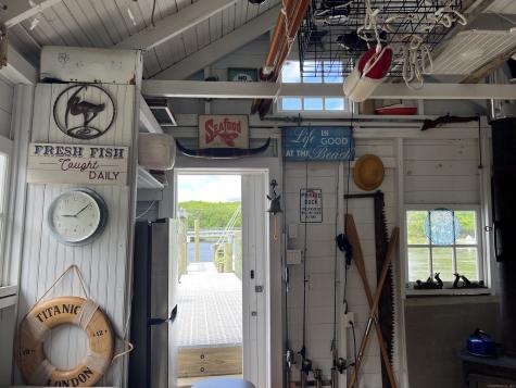 61 Old Black Point Road East Lyme CT 06357