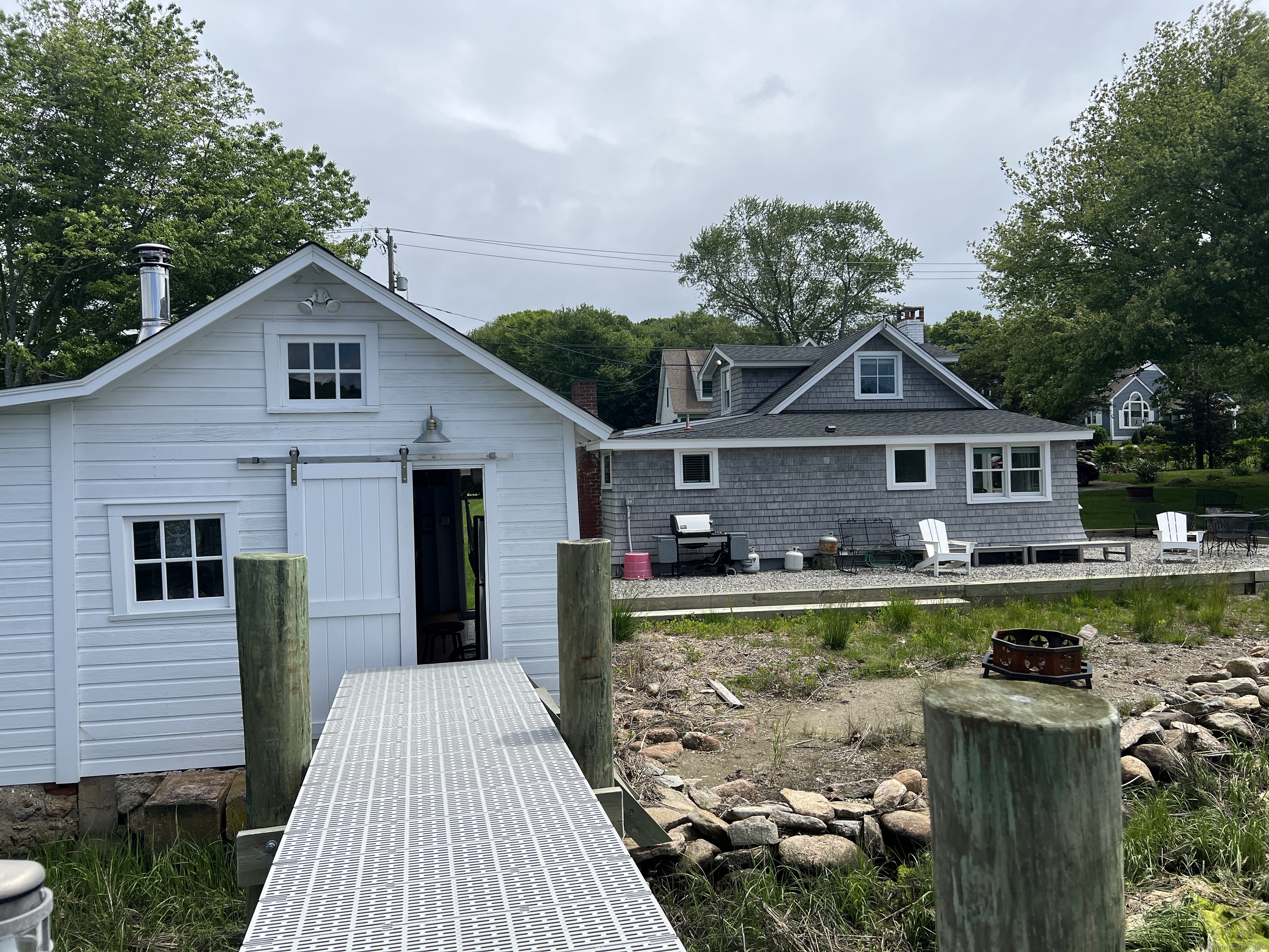 61 Old Black Point Road East Lyme CT 06357