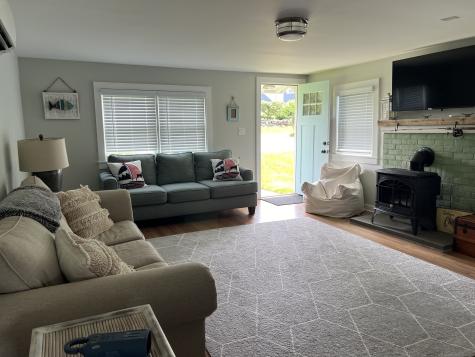 61 Old Black Point Road East Lyme CT 06357