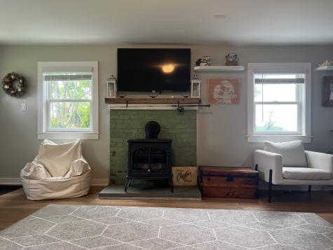61 Old Black Point Road East Lyme CT 06357