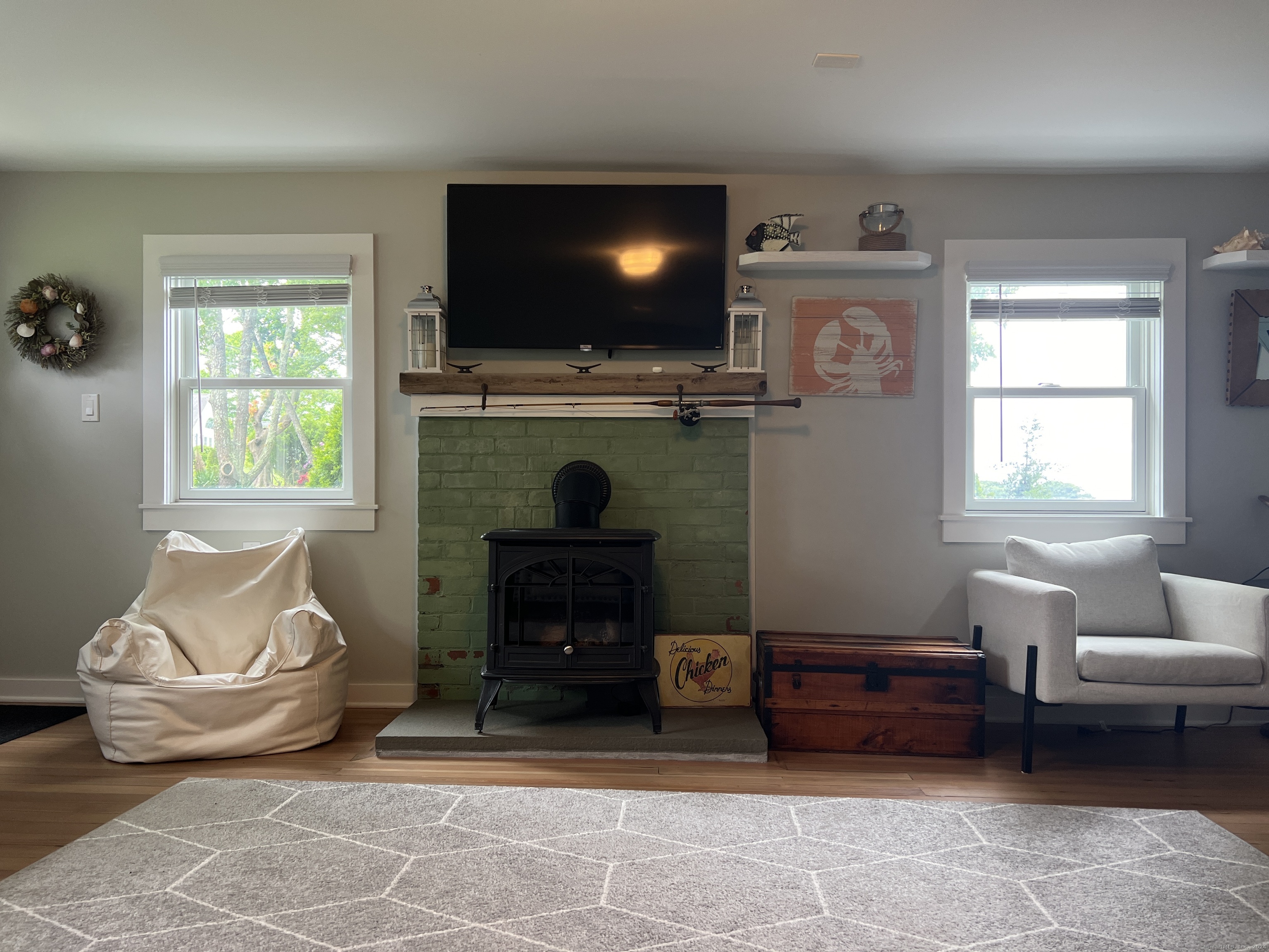 61 Old Black Point Road East Lyme CT 06357