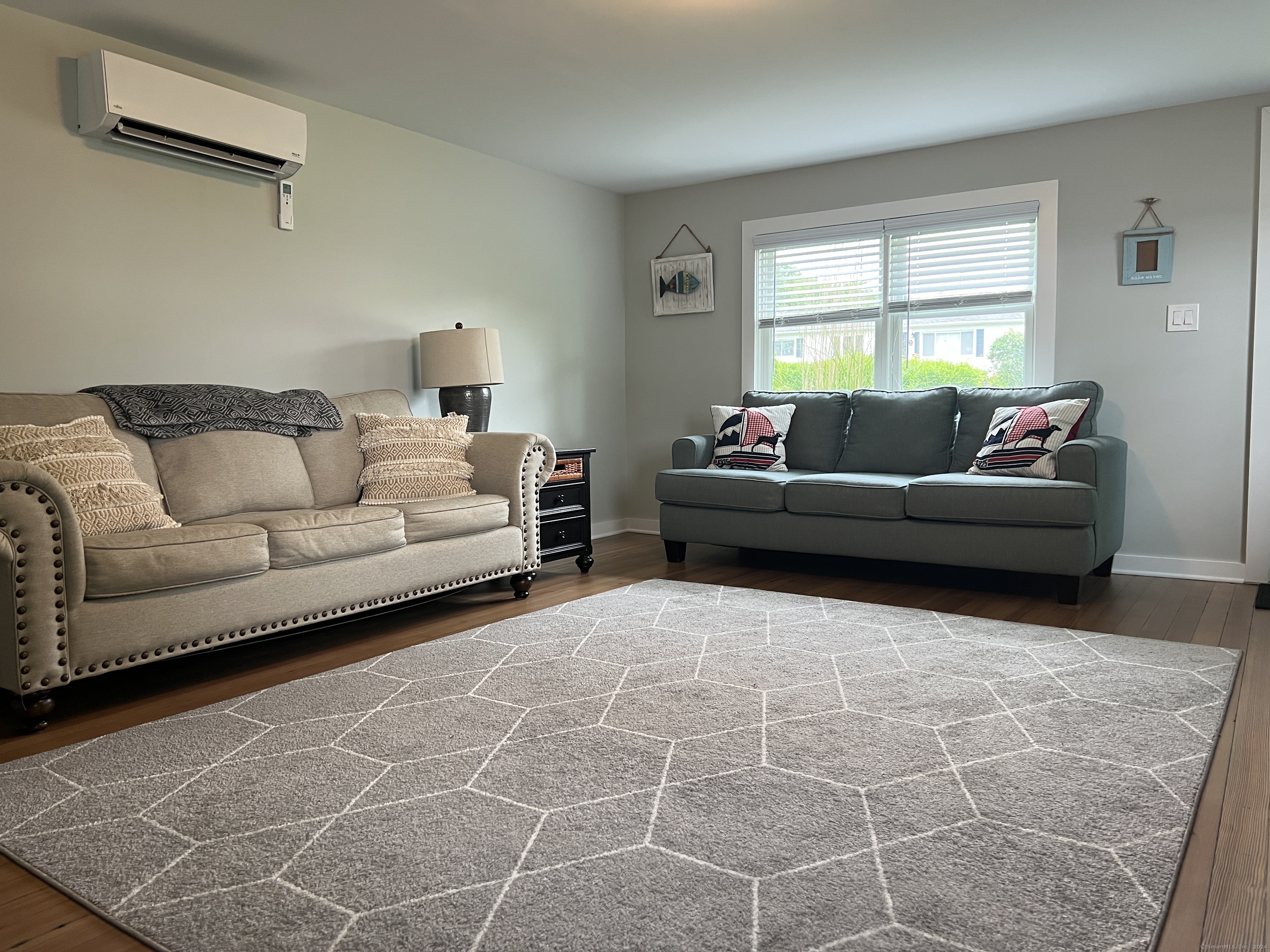 61 Old Black Point Road East Lyme CT 06357