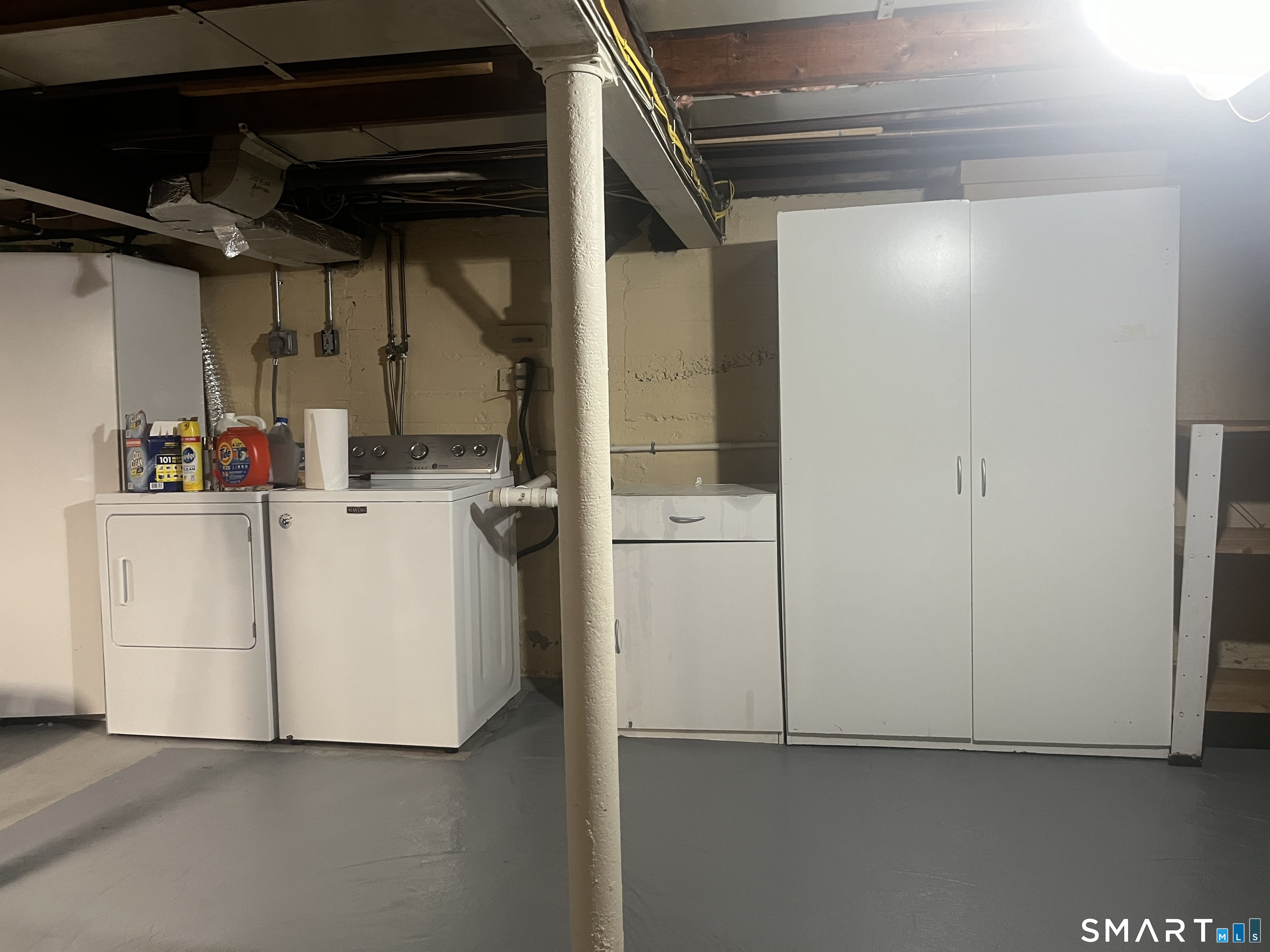 65 Buell Street North Haven CT 06473